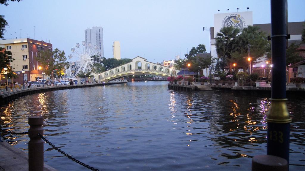 Relax & Chill At Malacca River エクステリア 写真